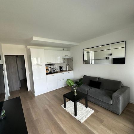Appartemment Vue Mer Et Piscine Villeneuve-Loubet Eksteriør bilde